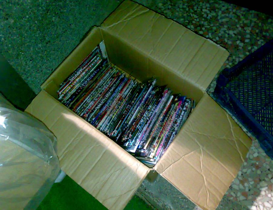 Sebzeci kılığındaki korsan DVD satıcısı yakalandı