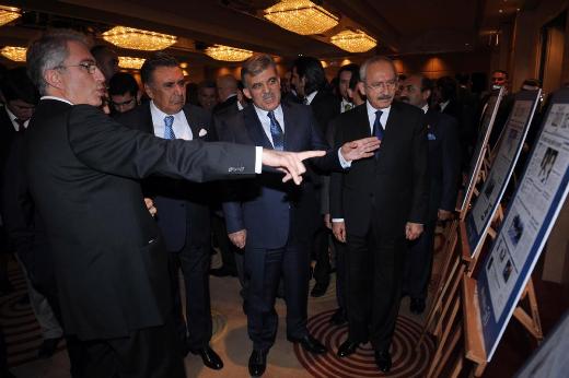 Cumhurbaşkanı Abdullah Gül: Kara gündeki bu birlikteliği, güzel günlerde de görmeliyiz