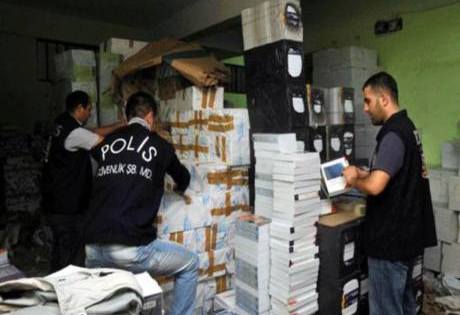 Ankara'da 33 bin 110 adet korsan kitap ele geçirildi