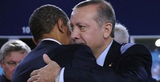 Erdoğan ve Obama birbirlerine böyle sarıldı