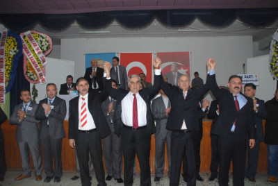 AK Parti, Menemen'de Arif Kuran ile devam dedi