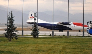 Erzurum'a indirilen Ermenistan uçağına geçiş izni çıktı