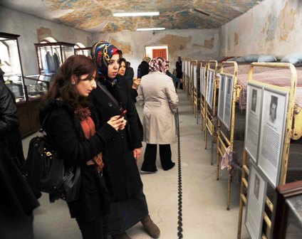 Ulucanlar Cezaevi Müzesi’ne gelenler 6.koğuş’u soruyor