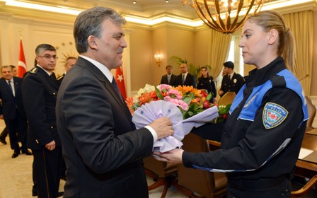 Cumhurbaşkanı Gül, Emniyet Teşkilatı’nı kabul etti