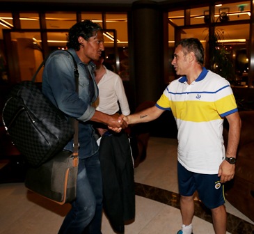 Fenerbahçe'nin yeni transferi Bruno Alves kampa katıldı