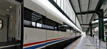 TCDD, Ankara banliyöleri ve trenlerini yeniledi