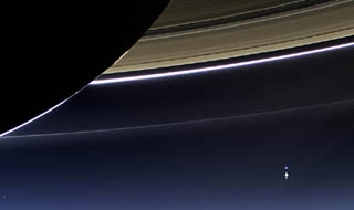 Dünya'yı 1,5 milyar kilometre uzaklıktan böyle görüntüledi
