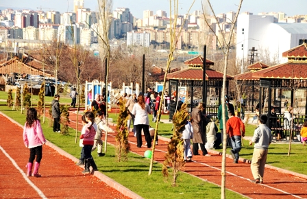 Etimesgut’a 100 yeni park hedefi tuttu