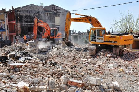 Patlatmalı yıkımların ardından kentsel dönüşüm başvuruları katlandı