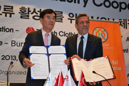 Güney Kore’ye hazır giyim ihracatını artırmak için imzalar atıldı