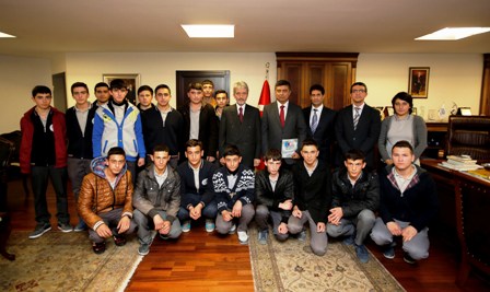 Öğrenciler Başkan Tuna’yı ziyaret etti