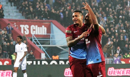 Trabzonspor, zorlandığı Kayseri Erciyesspor'u 3-1 mağlup etti
