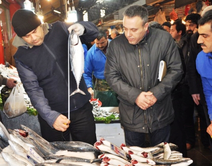 Ankara balıkçılarına eş zamanlı denetim