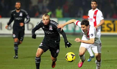 Beşiktaş, Gaziantep'ten 3 puanı 2 golle aldı