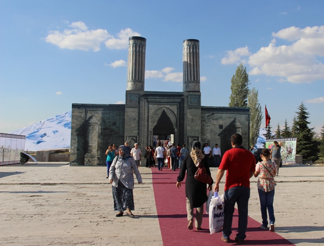 Dadaşlar Diyarı Erzurum Ankara’da…