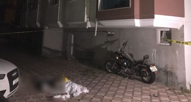 Polisten kaçan FETÖ imamı balkondan düşüp öldü