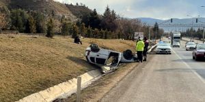 Şarampole Devrilen Otomobilin Sürücüsü Yaralandı