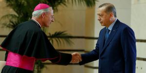 Vatikan'ın Ankara Büyükelçisi Russell, Cumhurbaşkanlığı Külliyesinde!