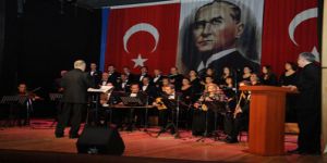Türk Müziği Korosu Konser Verdi