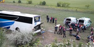 Kalecik’te yolcu otobüsü devrildi: 8 ölü, 34 yaralı