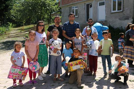 Bana bir oyuncak alır mısın?