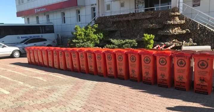 Bahşılı’ya tıbbi atık kutuları geldi