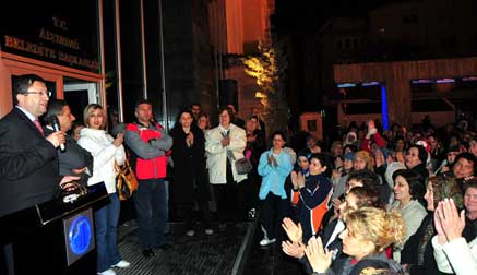 Altındağlı hanımlar Çanakkale'ye uğurlandı