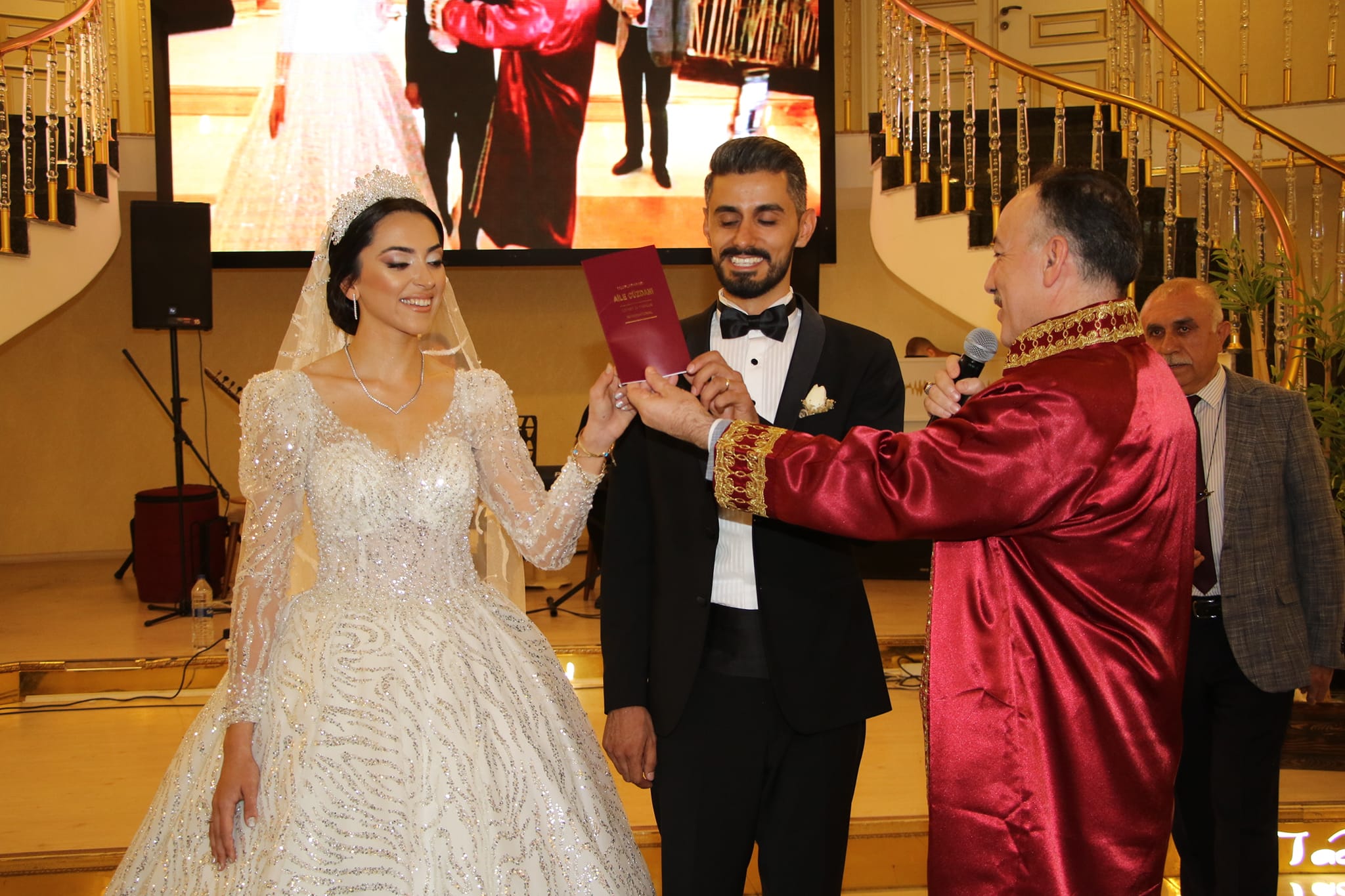 ÖZGÜ VE GÜMÜŞ AİLELERİN MUTLU GÜNÜ