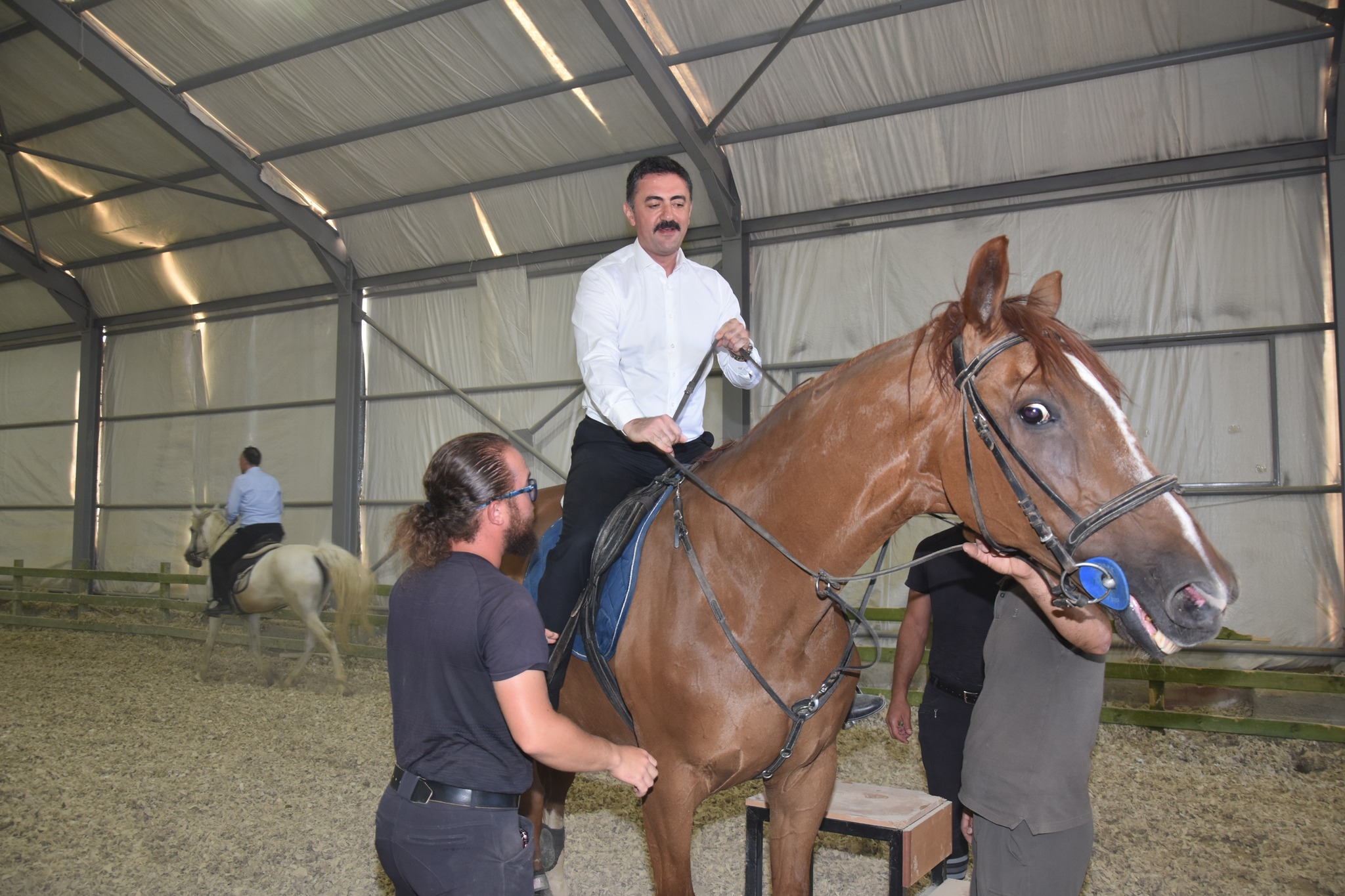 “Huzur Köy”de Yüzlerce Genç Hayata Dönecek"