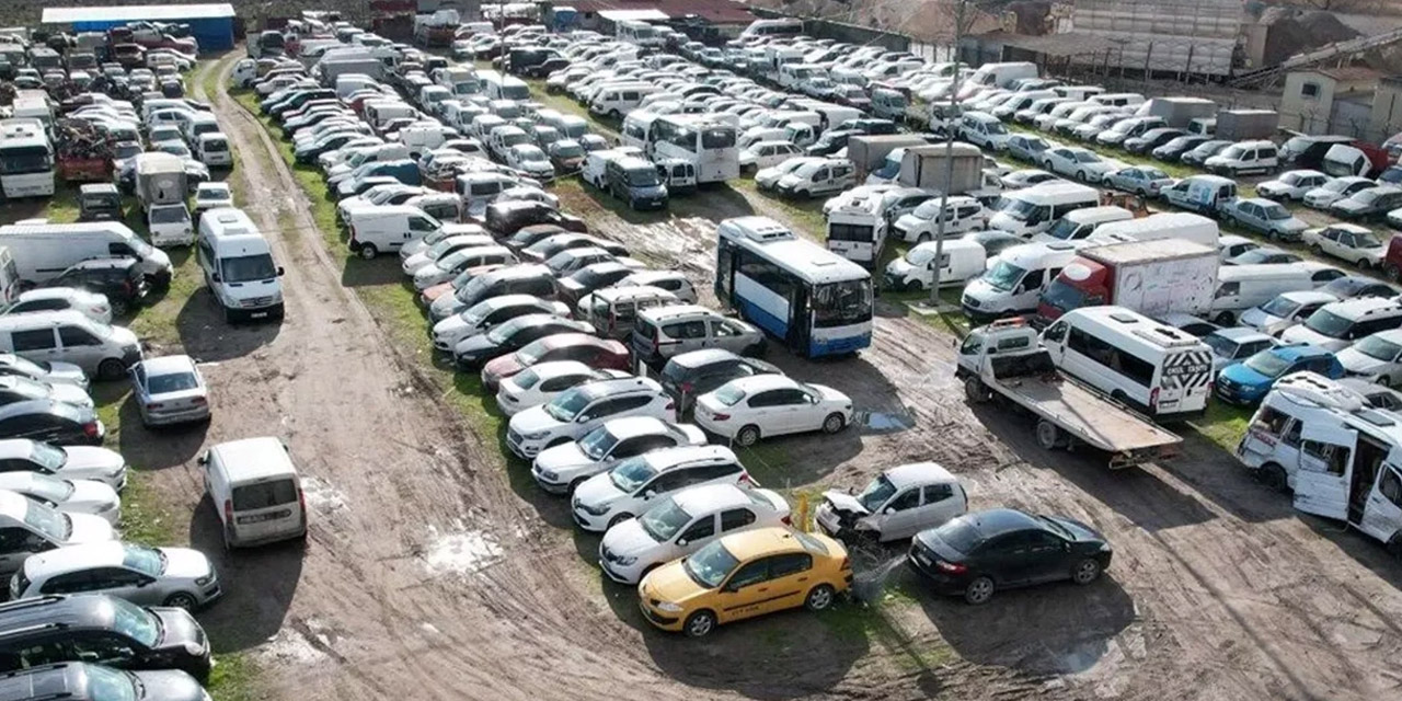 Yediemin'de bulunan hacizli araçların satış 10 Aralık'ta başlayacak