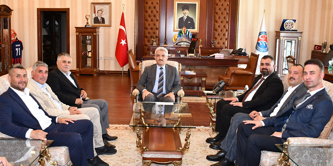 Hacılar Belde Belediye Başkanı ve Meclis Üyeleri Vali Makas'ı ziyaret etti