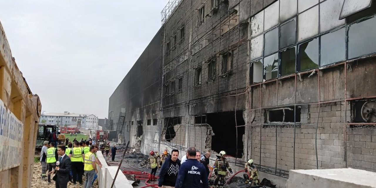 Ankara'da medikal ürün fabrikasında yangın çıktı