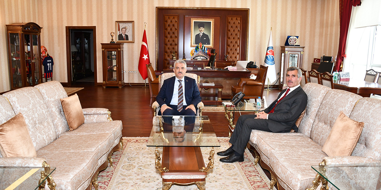 Başkan Halil İbrahim Bişkin, Vali Mehmet Makas'ı ziyaret etti