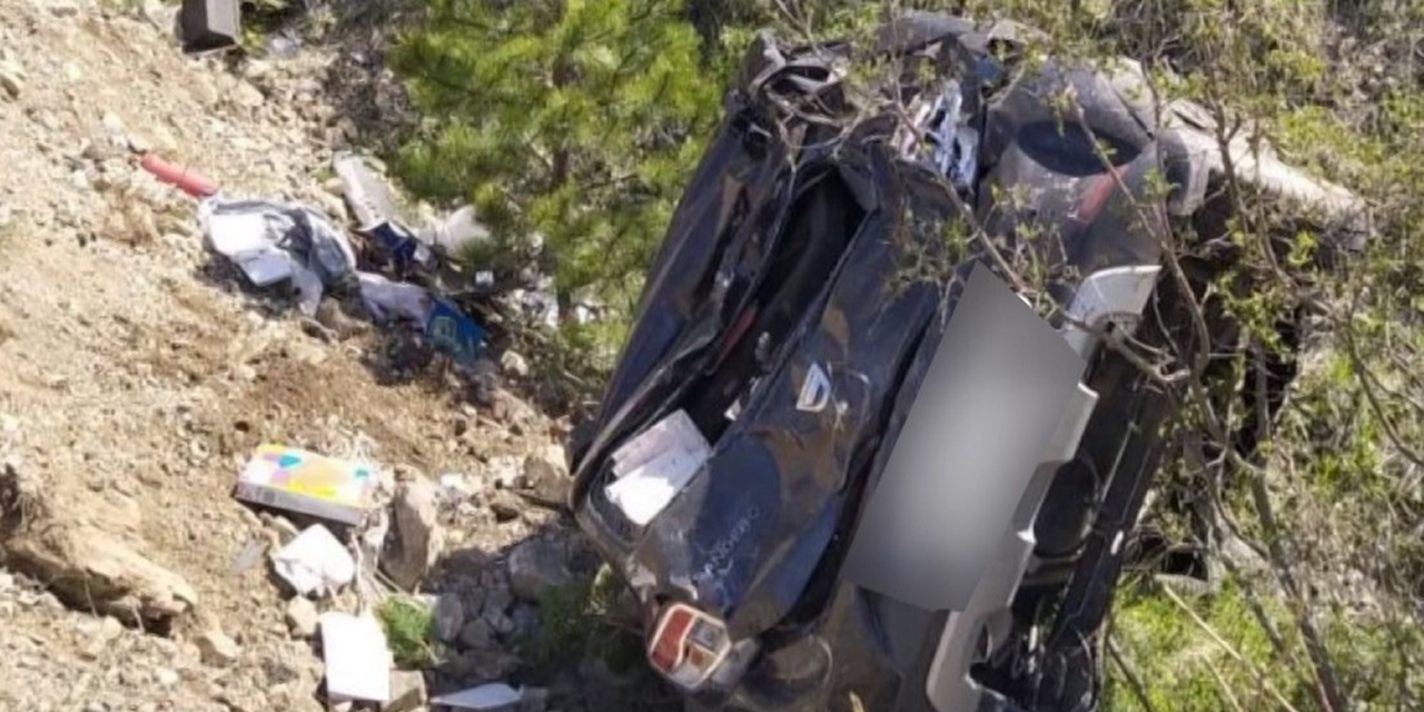 Şarampole devrilen otomobildeki sürücü hayatını kaybetti