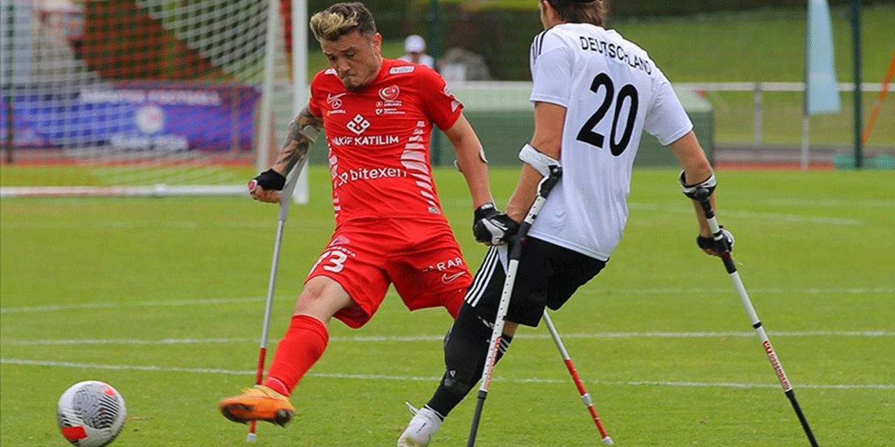 Ampute Milli Futbol Takımı, Avrupa Şampiyonası'nda yarı finale yükseldi