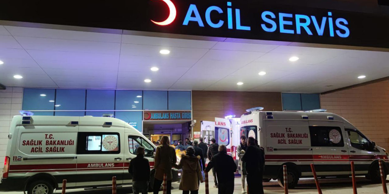 Erkek arkadaşıyla tartışan genç kız arkadaşını bıçaklayarak öldürdü