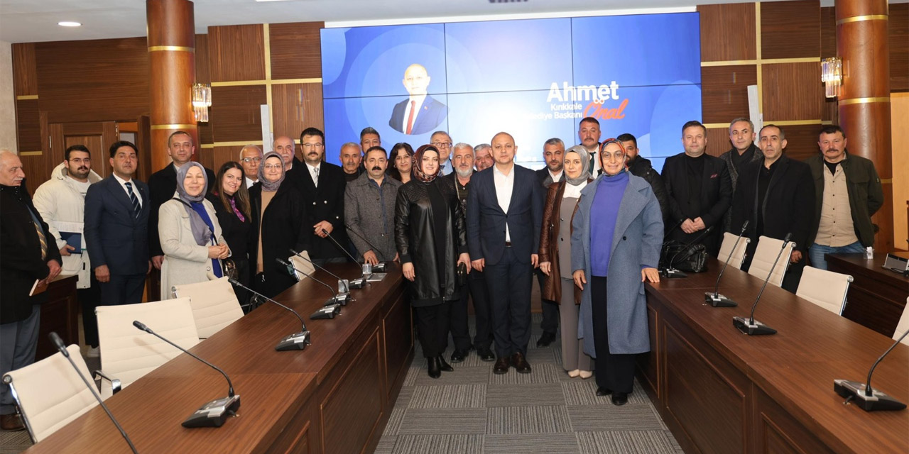 Kırıkkale Belediye Başkanı Önal, muhtarlarla bir araya geldi