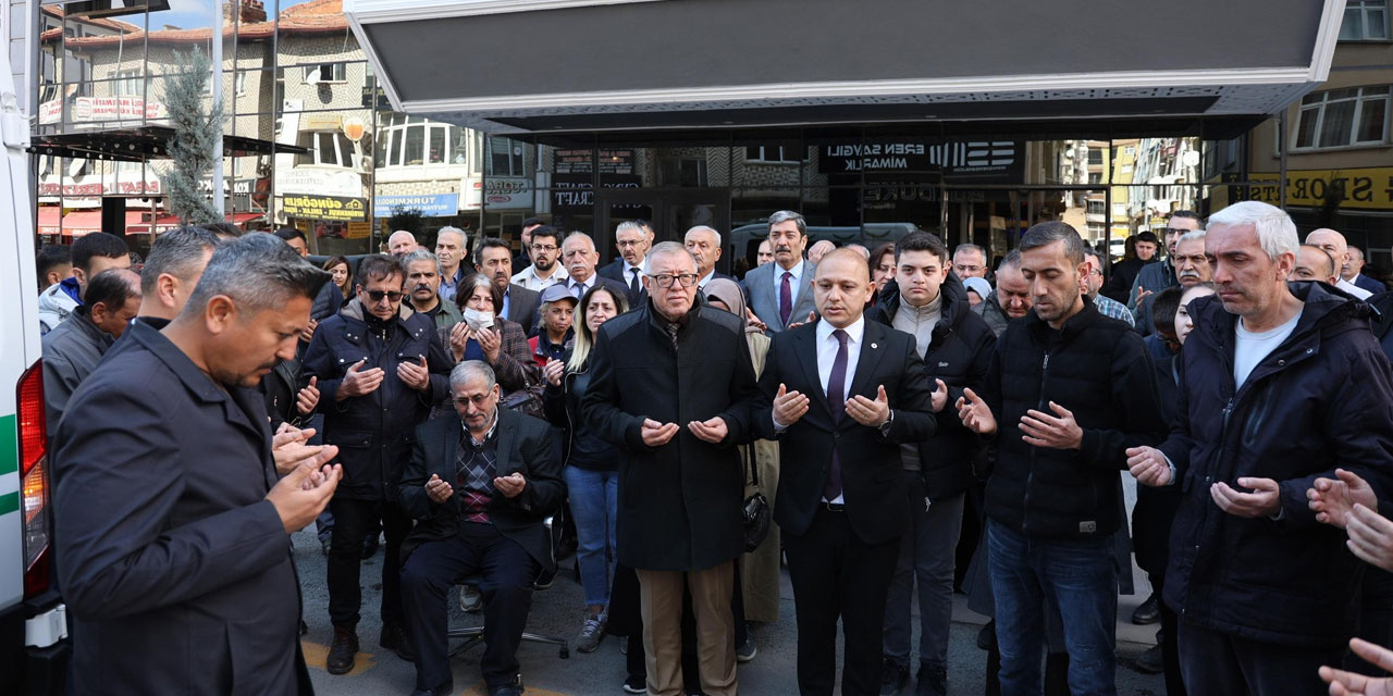 Kırıkkale Belediye Başkanı Önal: "Fadime Yurtbaş’ı kaybettik, acımız büyük"
