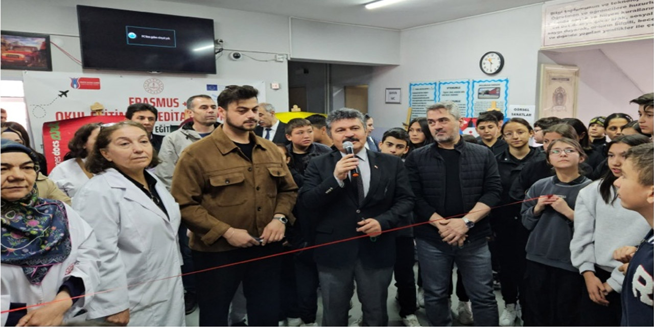 Kırıkkale'de öğrencilerin emekleri sergilendi: Yıl sonu sergisi büyük ilgi gördü