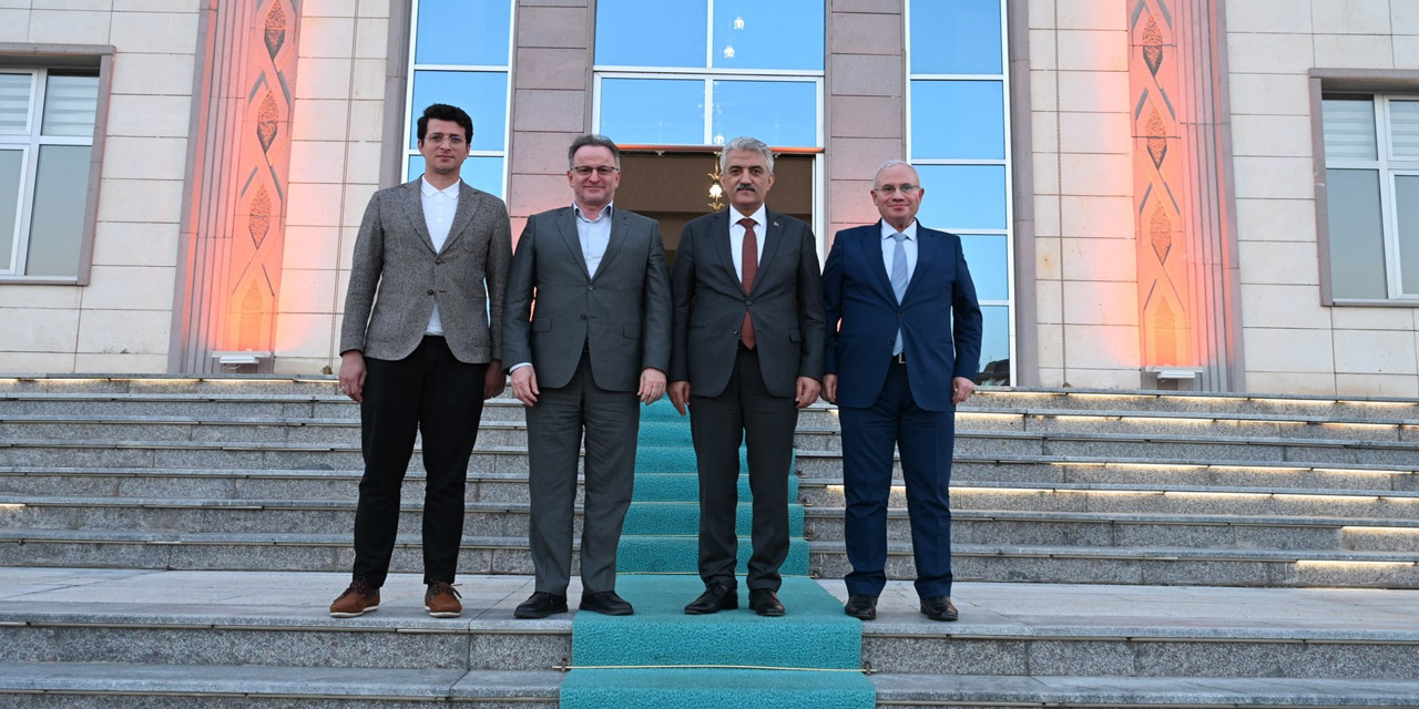 Vali Makas, ETİ Maden ve Zeytinburnu Belediyesi’ni ağırladı