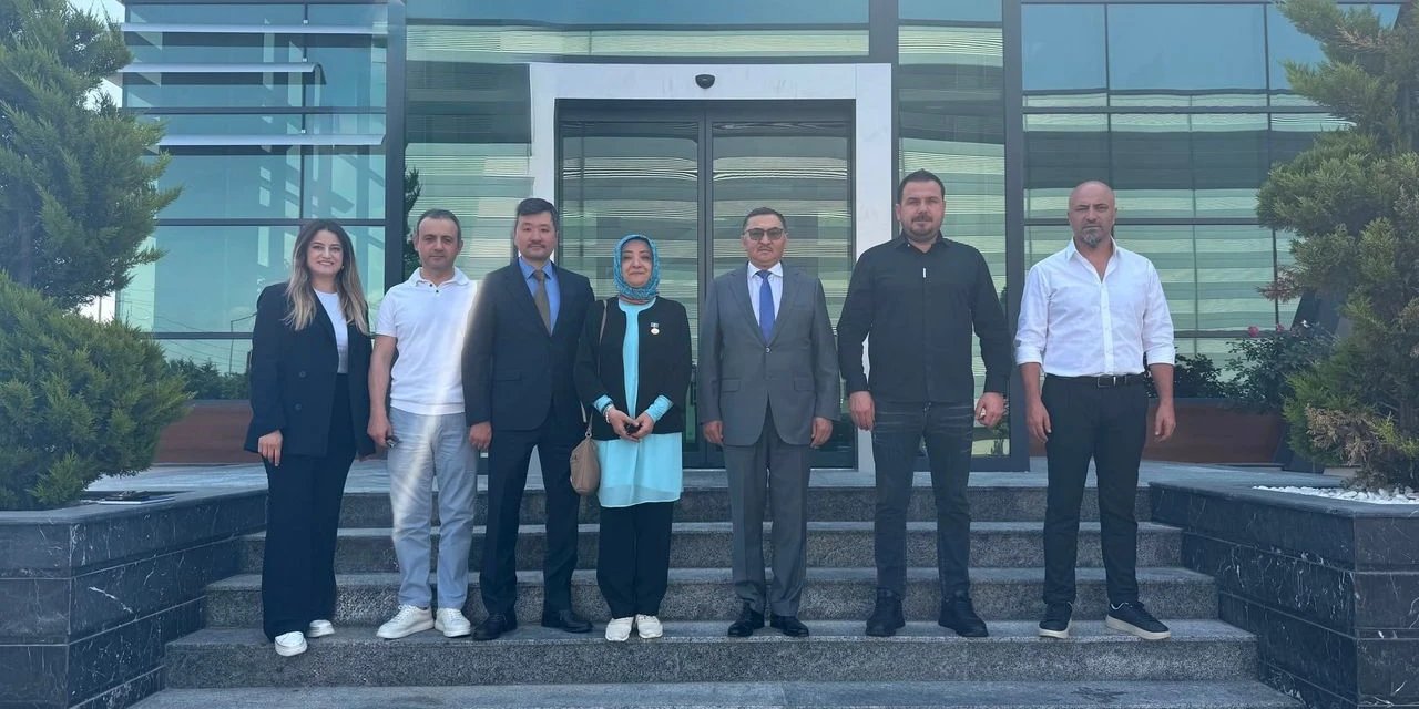 Kazakistan Askerî heyetinden Sinerji A.Ş.'ye ziyaret