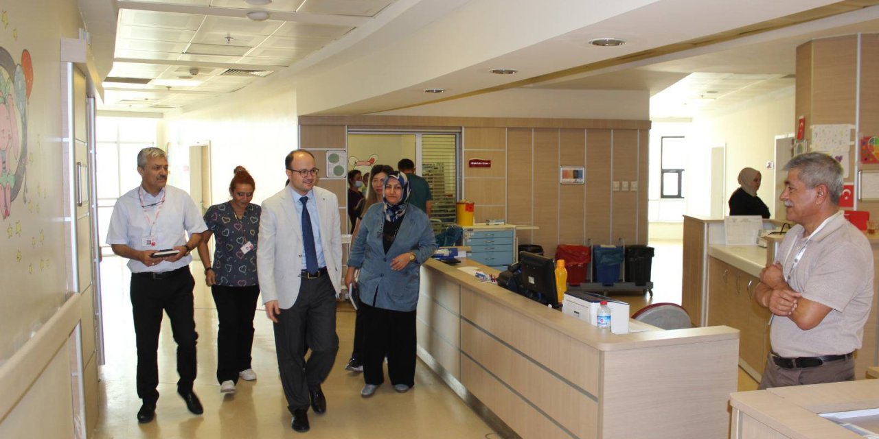 Kırıkkale YİH Başhekimi Varol’dan Çocuk Servisi’ne anlamlı ziyaret