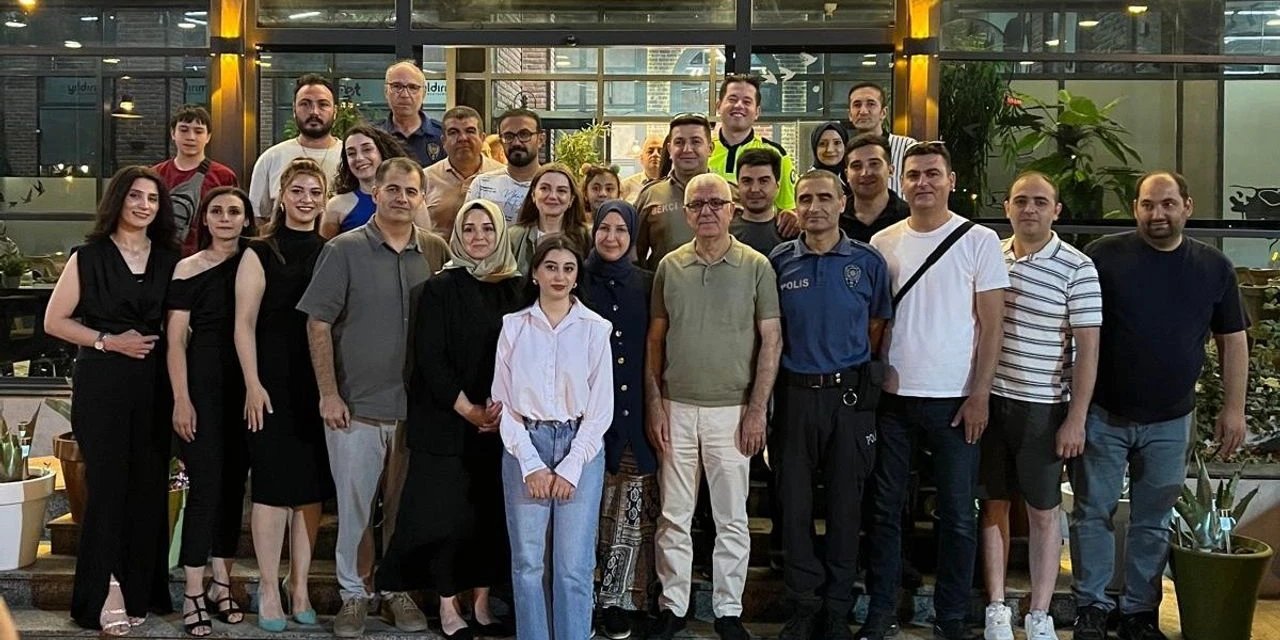 Bahşılı'nın 'Kahraman' polisi 27 yıllık göreve veda etti! Plaketle uğurladı