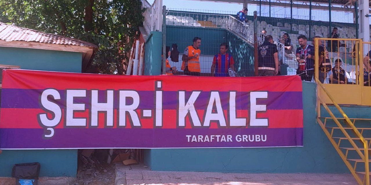 12 Bingölspor’dan Kırıkkalespor taraftarına Jest”