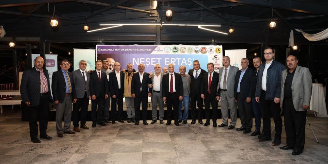 Bozkır'ın Tezenesi ölüm yıldönümünde türkülerle anıldı