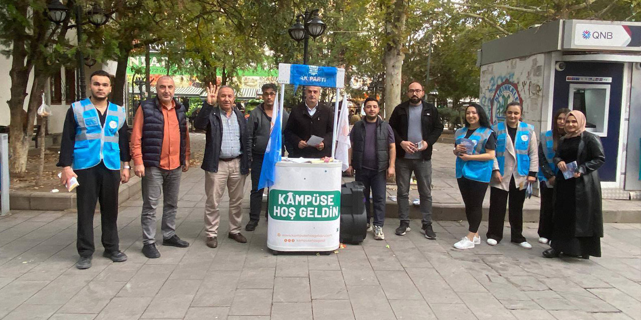 AK Parti Kırıkkale'de üyelik seferberliği: Hüseyin Kahya parkında stant açtı