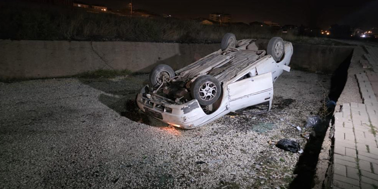 Ahılı yolunda otomobil takla attı: 1 yaralı