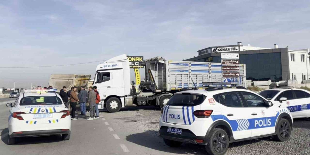 Aksaray’da iki tır çarpıştı: 1 yaralı