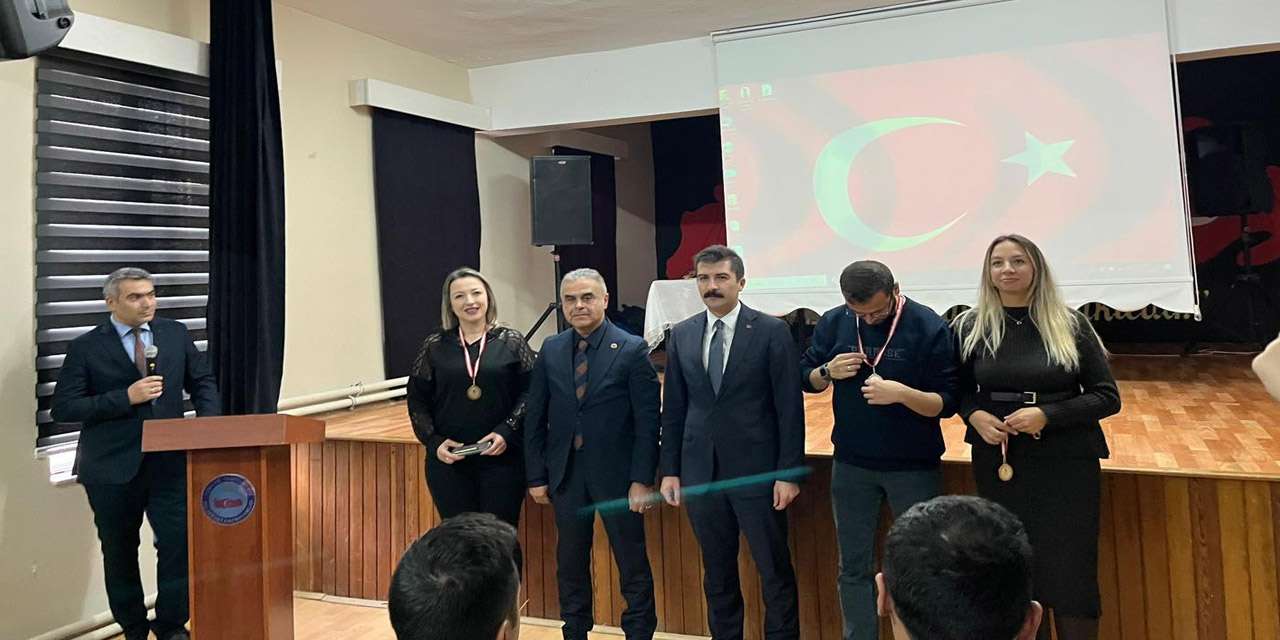 Sulakyurt'ta öğretmenlere tam destek: Başkan Çetiner, eğitimin kritik önemine dikkat çekti