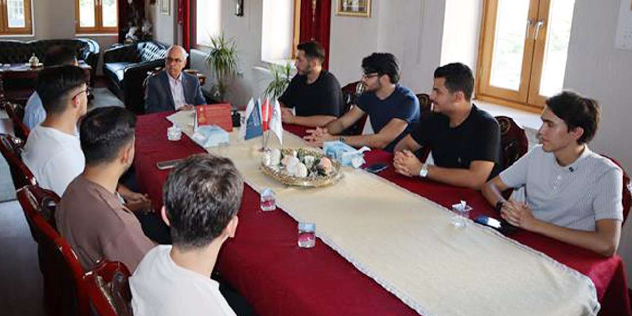 YKS Şampiyonları Müftülük makamında